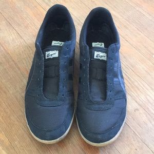 Onitsuka Tiger black snickeres